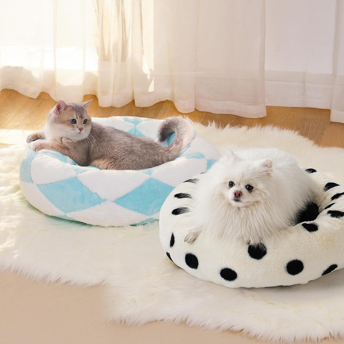 MEWOOFUN Donut Cat Bed